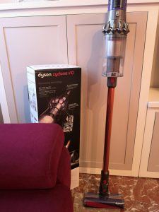 dyson cyclone v10 absolute