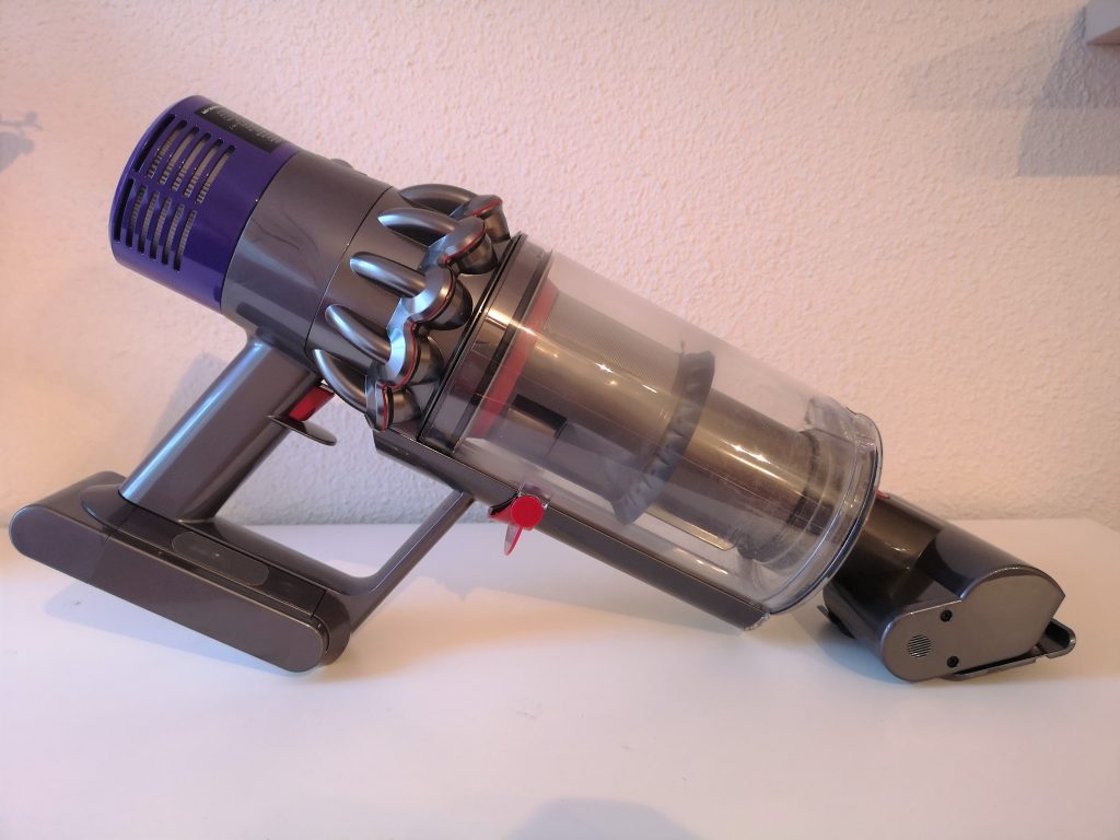 dyson cyclone v10 absolute