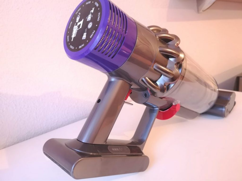 dyson cyclone v10 absolute