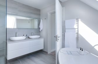 Los mejores materiales para reformar tu baño sin obras