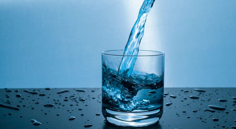 Agua destilada para consumo humano