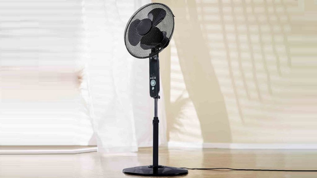 Ventilador de pie con mando a distancia 45 W