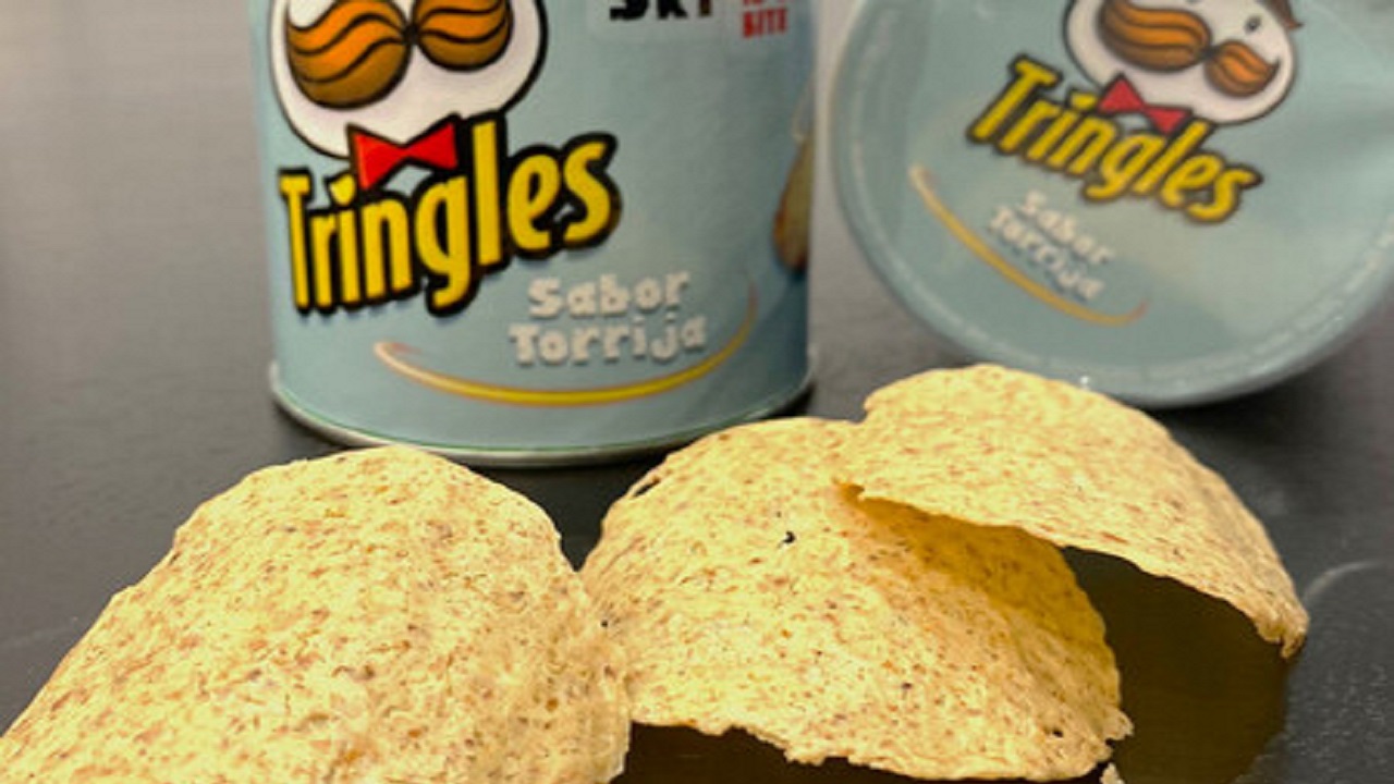 torrija con forma de Pringles
