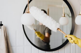 limpiar el espejo del baño fácil
