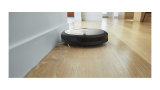 Roomba 698, robot aspirador que destaca por su limpieza