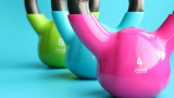 ¿Qué son las kettlebells? ¿Son mejores que las mancuernas?